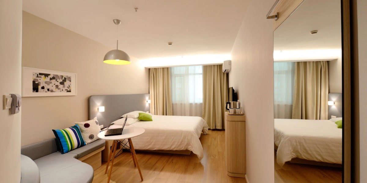 Twin rooms often better for those traveling with friend
